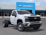 2025 Chevrolet Silverado 3500 HD - Preview 7