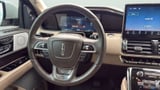 2023 Lincoln Navigator L - Preview 12