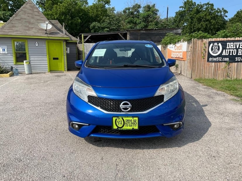 2015 Nissan Versa Note - Image 2
