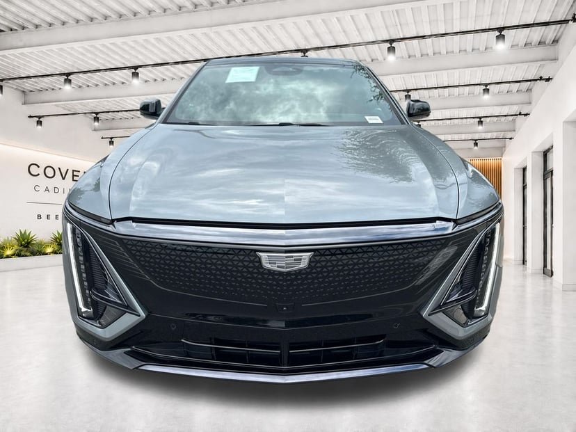 2024 Cadillac LYRIQ Sport - Image 3