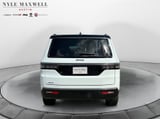 2026 Jeep Grand Wagoneer - Preview 15