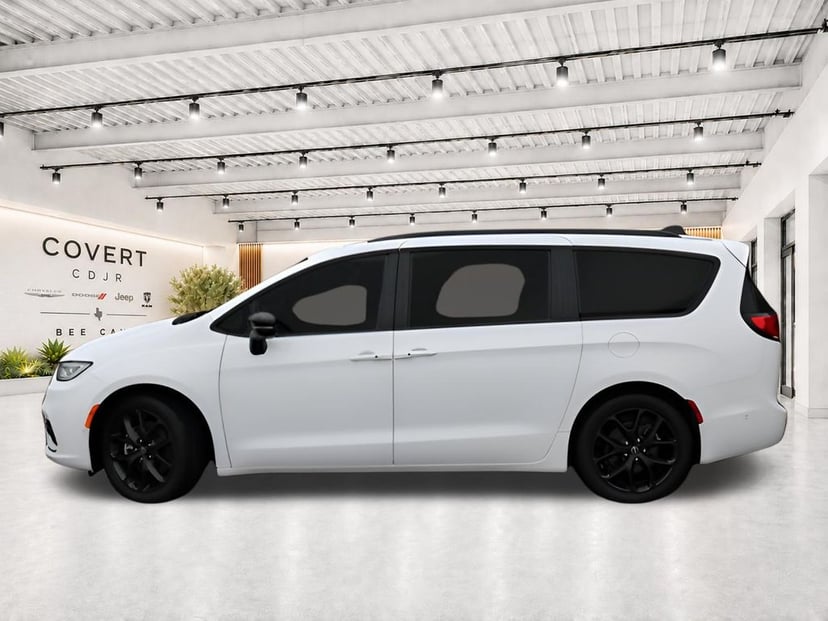 2025 Chrysler Pacifica - Image 2