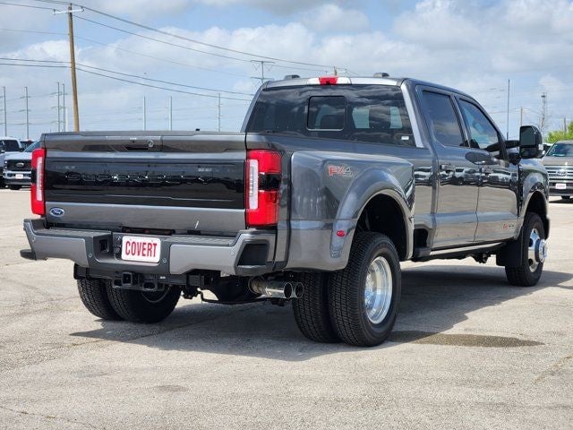 2026 Ford F-350 - Image 2
