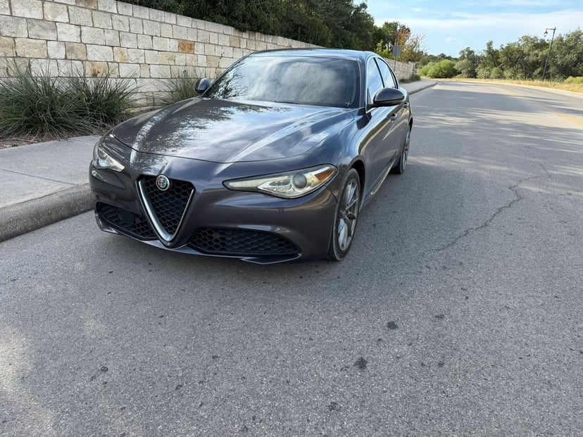 2017 Alfa Romeo Giulia - Image 1