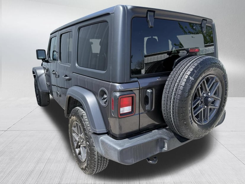 2024 Jeep Wrangler - Image 3