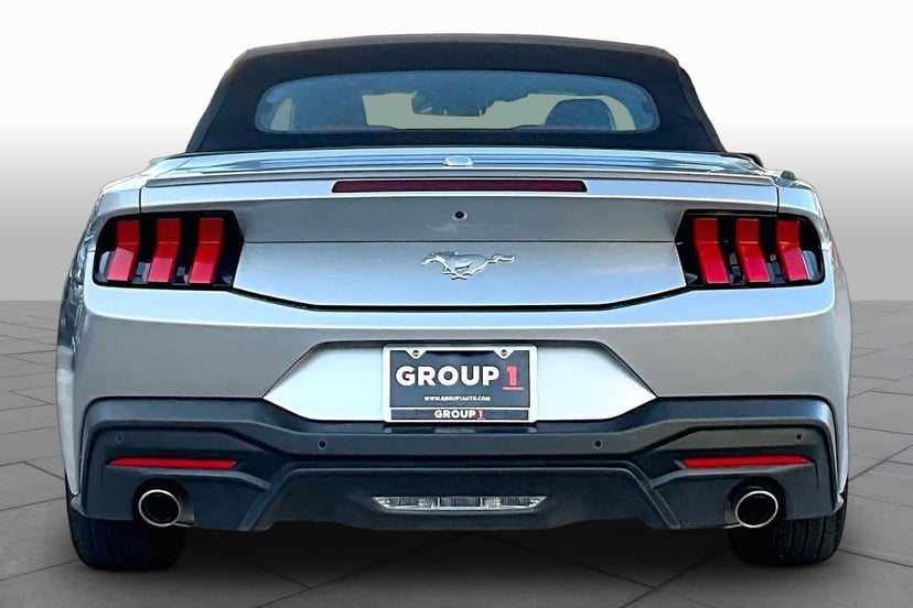 2024 Ford Mustang - Image 3