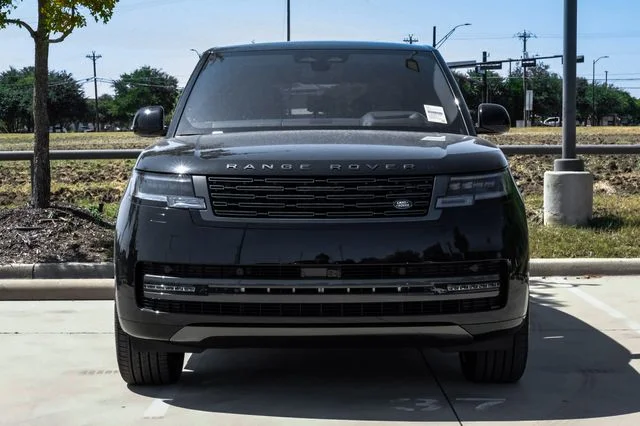 2026 Land Rover Range Rover - Image 3