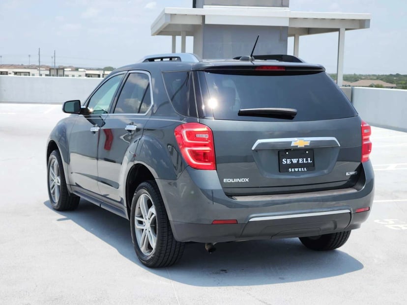 2017 Chevrolet Equinox - Image 3