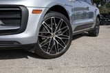 2024 Porsche Macan - Preview 4