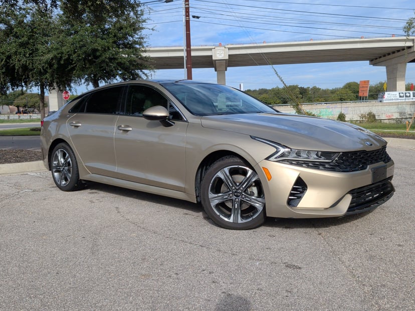 2021 Kia K5 - Image 1