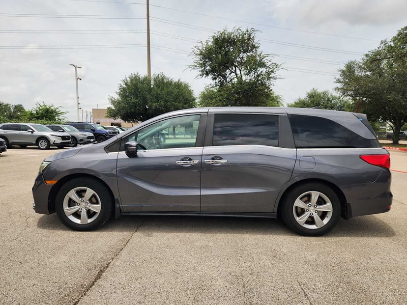 2018 Honda Odyssey - Image 2