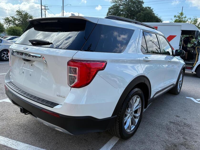 2020 Ford Explorer - Image 2