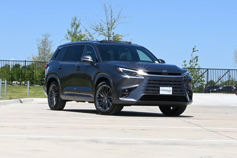 2026 Lexus TX - Image 1