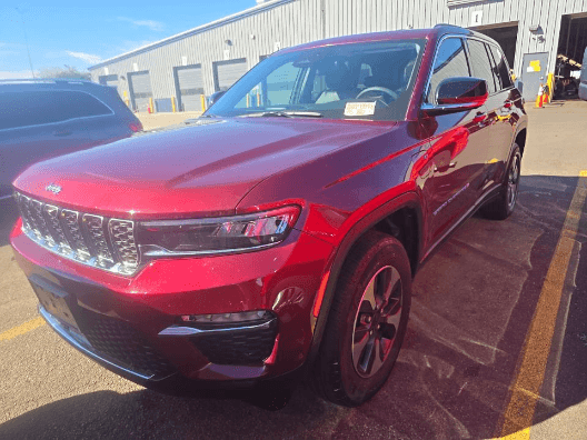 2023 Jeep Grand Cherokee - Image 1