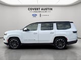 2022 Jeep Grand Wagoneer - Preview 2