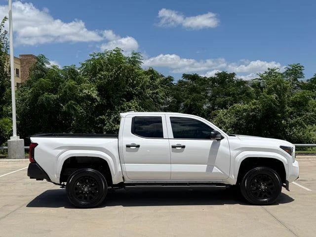 2026 Toyota Tacoma - Image 3