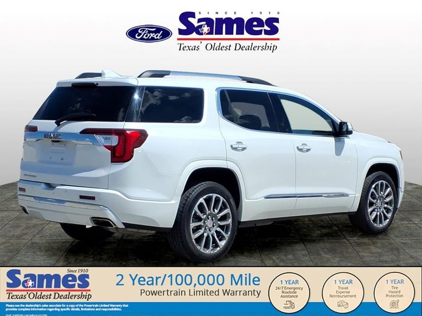 2023 GMC Acadia - Image 3