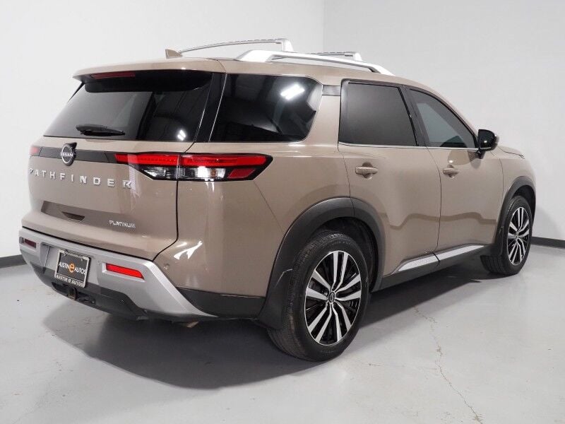 2024 Nissan Pathfinder Platinum - Image 1