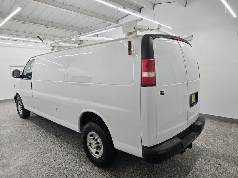 2017 Chevrolet Express - Image 3