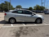 2017 Chevrolet Cruze - Preview 4