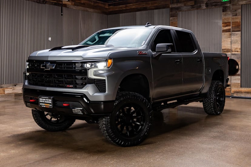 2023 Chevrolet Silverado 1500 - Image 2