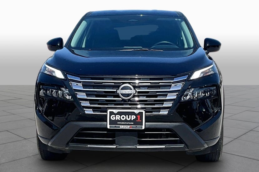 2025 Nissan Rogue - Image 1