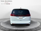 2027 Chrysler Pacifica - Preview 15