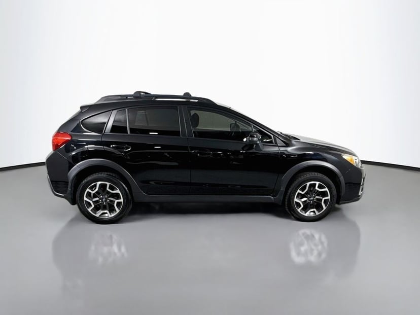 2017 Subaru Crosstrek - Image 2