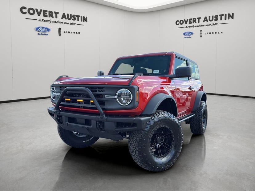 2023 Ford Bronco - Image 1