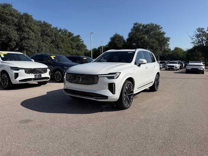 2026 Volvo XC90 - Image 1