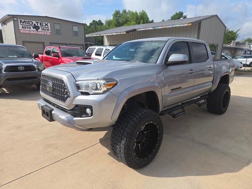 2018 Toyota Tacoma - Image 1