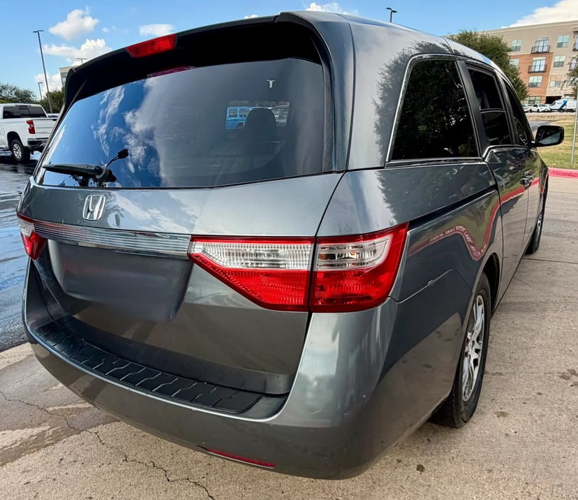 2013 Honda Odyssey - Image 1