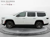 2026 Jeep Grand Wagoneer - Preview 13