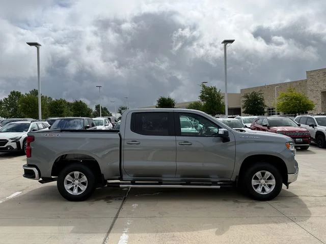2026 Chevrolet Silverado 1500 - Image 3
