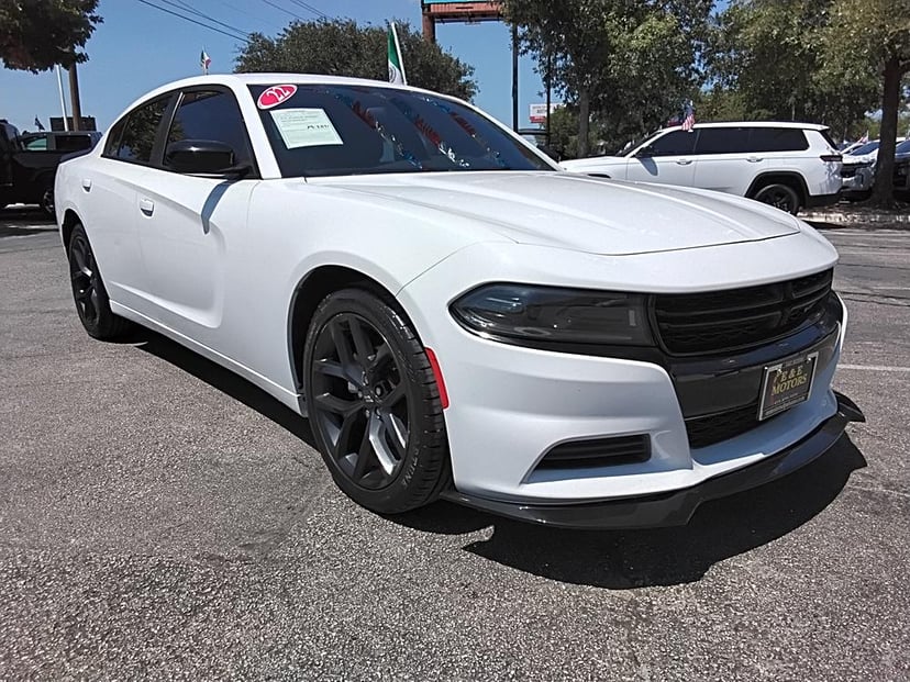 2022 Dodge Charger - Image 1