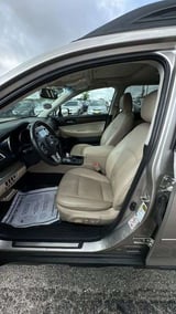 2016 Subaru Outback - Preview 9