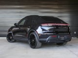 2026 Porsche Macan - Preview 3