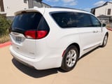 2020 Chrysler Pacifica - Preview 6