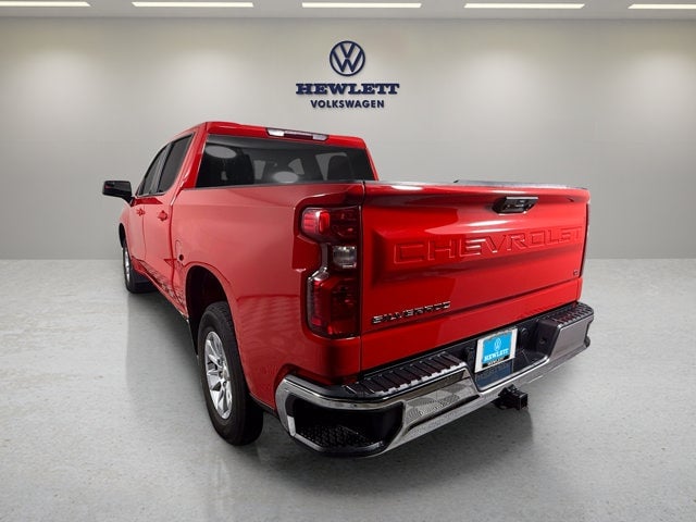 2025 Chevrolet Silverado - Image 2