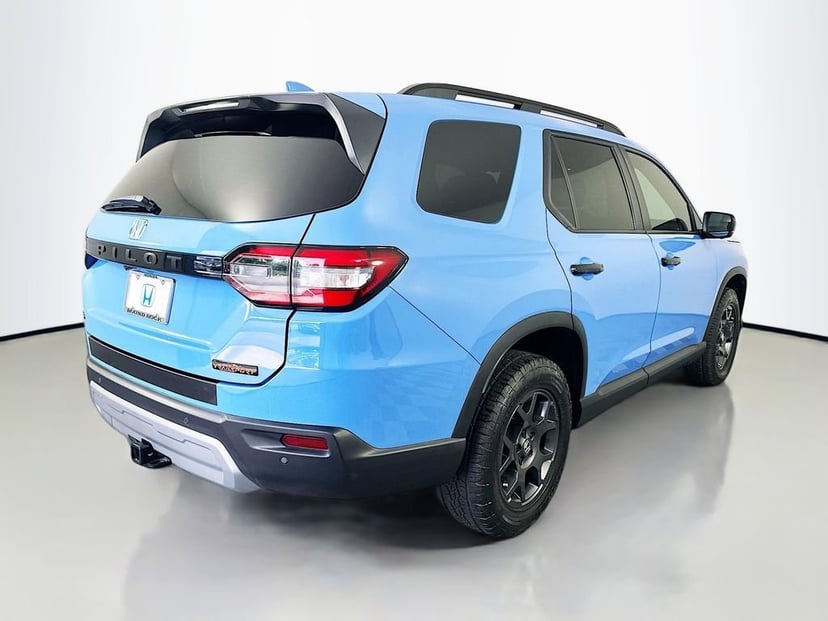 2025 Honda Pilot - Image 3
