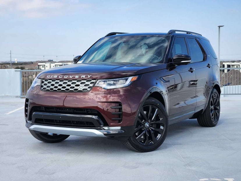 2026 Land Rover Discovery - Image 1