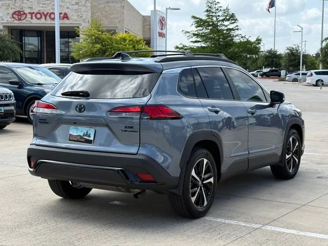 2025 Toyota Corolla Cross - Image 2