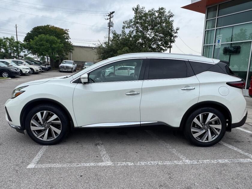 2019 Nissan Murano - Image 2