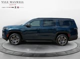 2026 Jeep Grand Wagoneer - Preview 13