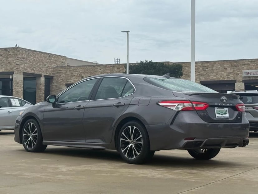 2020 Toyota Camry - Image 2