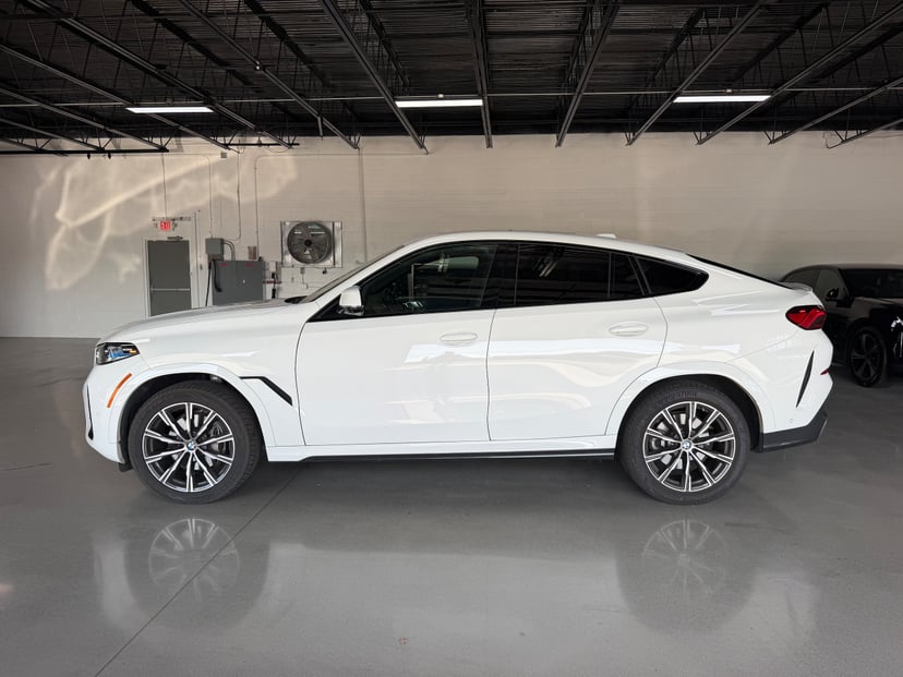 2026 BMW X6 - Image 2