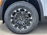 2027 Chevrolet Traverse - Preview 7