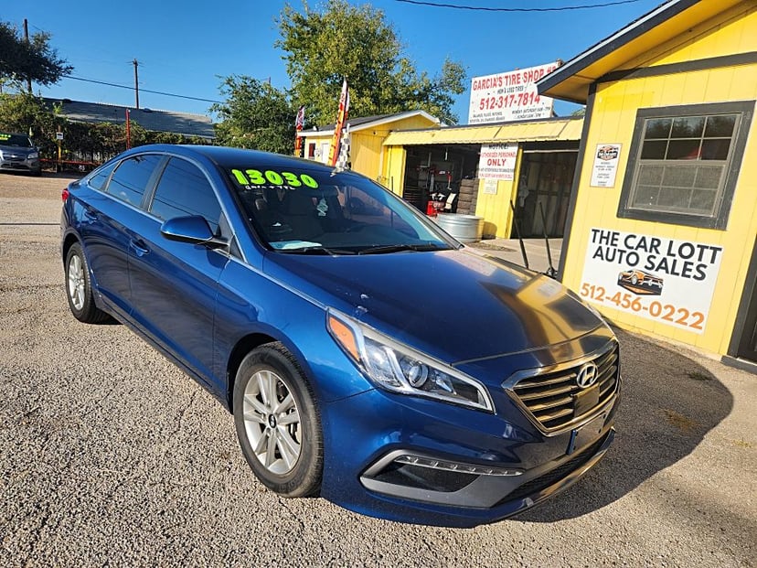 2017 Hyundai Sonata - Image 1
