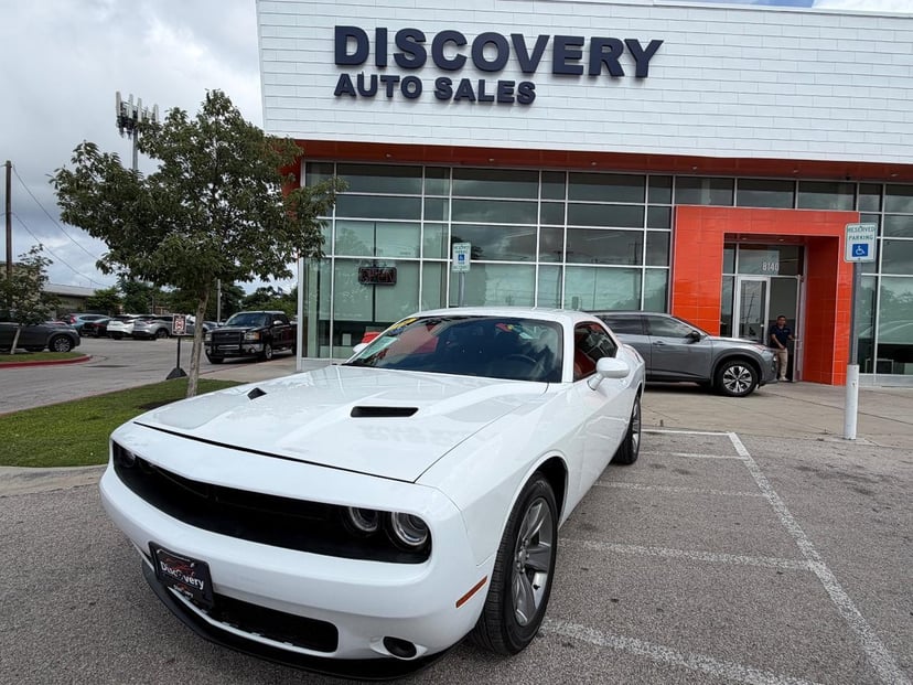 2019 Dodge Challenger - Image 1