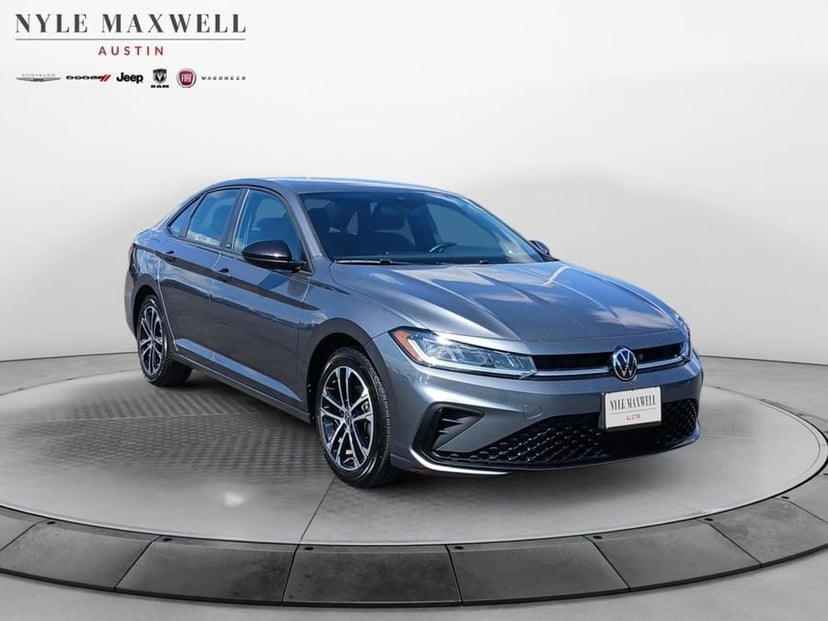 2025 Volkswagen Jetta - Image 2